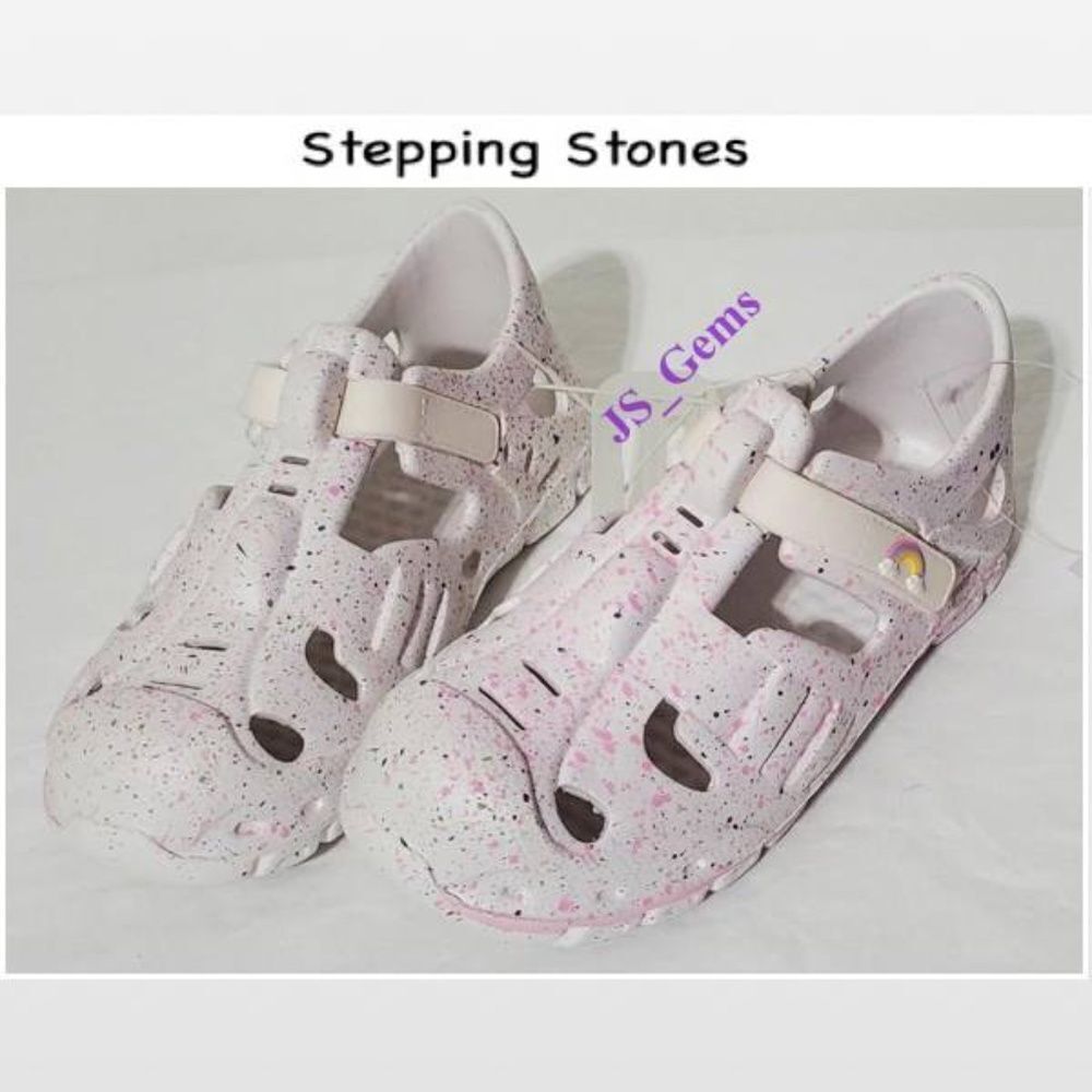 New Stepping Stone Shoes  Kid Size 12 Girls White & Pink Rainbow Sandals NWT